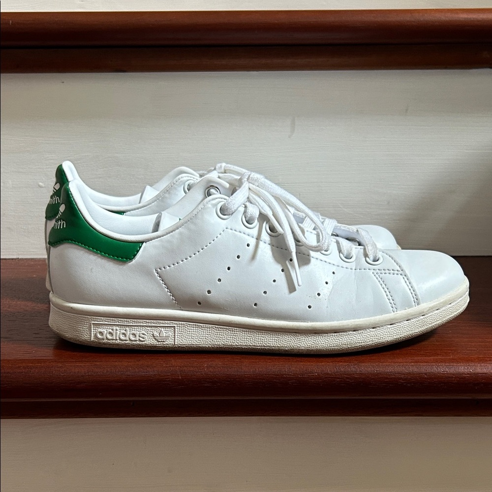 Adidas Classic White and Green Shoes
